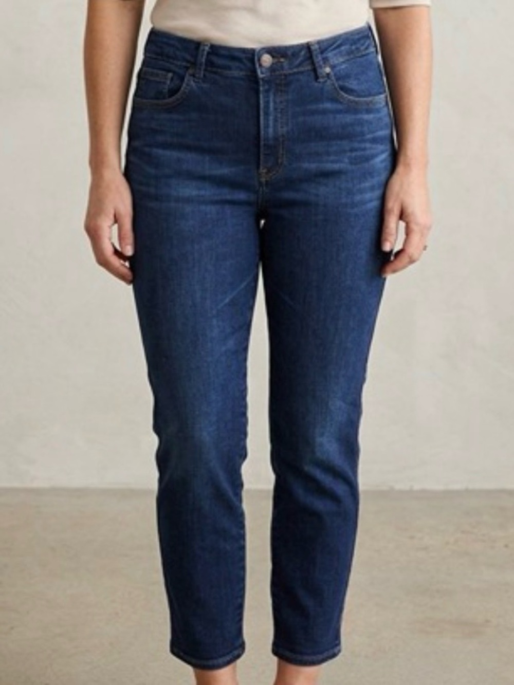 NWT Chico's Define Me Slim Leg Ankle Jeans - Size: 8R